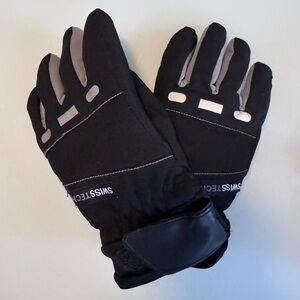 Swiss Tech Black and Gray Winter Gloves